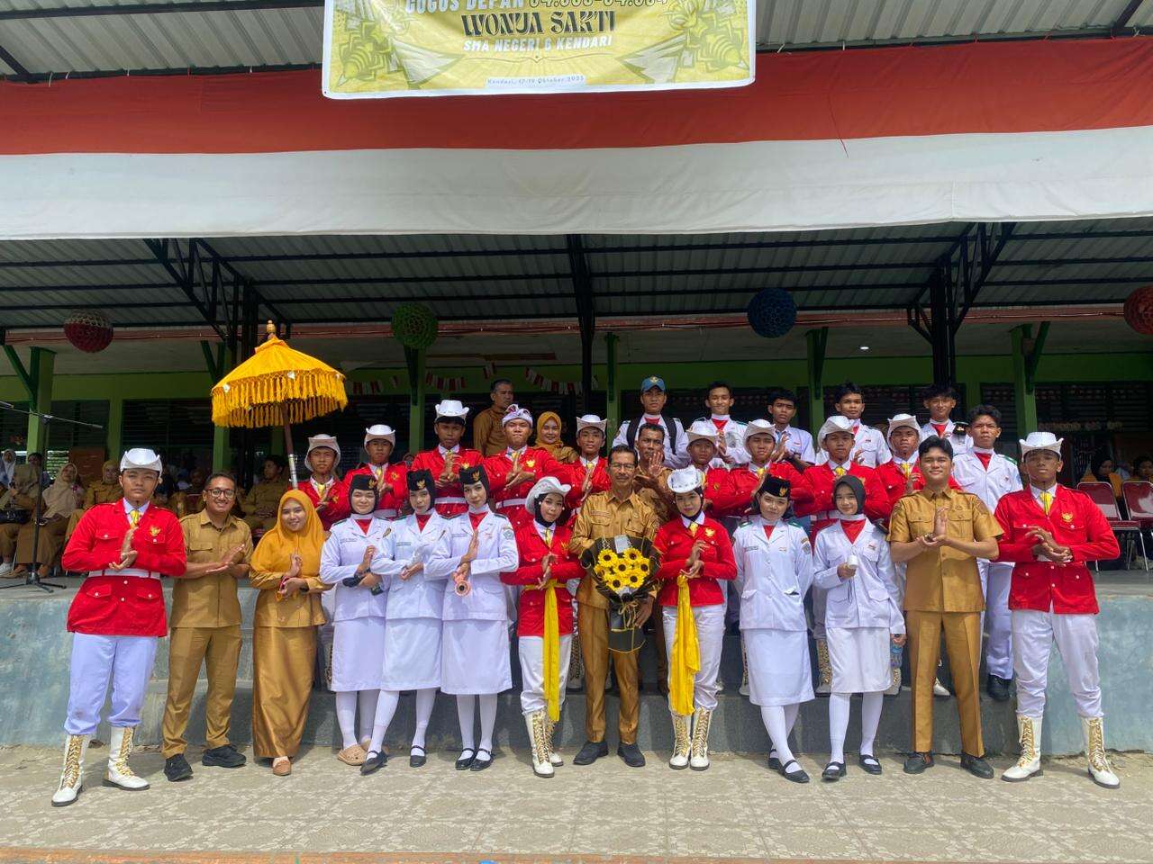 Acara Purna Bakti Bapak Kepala SMA Negeri 6 Kendari